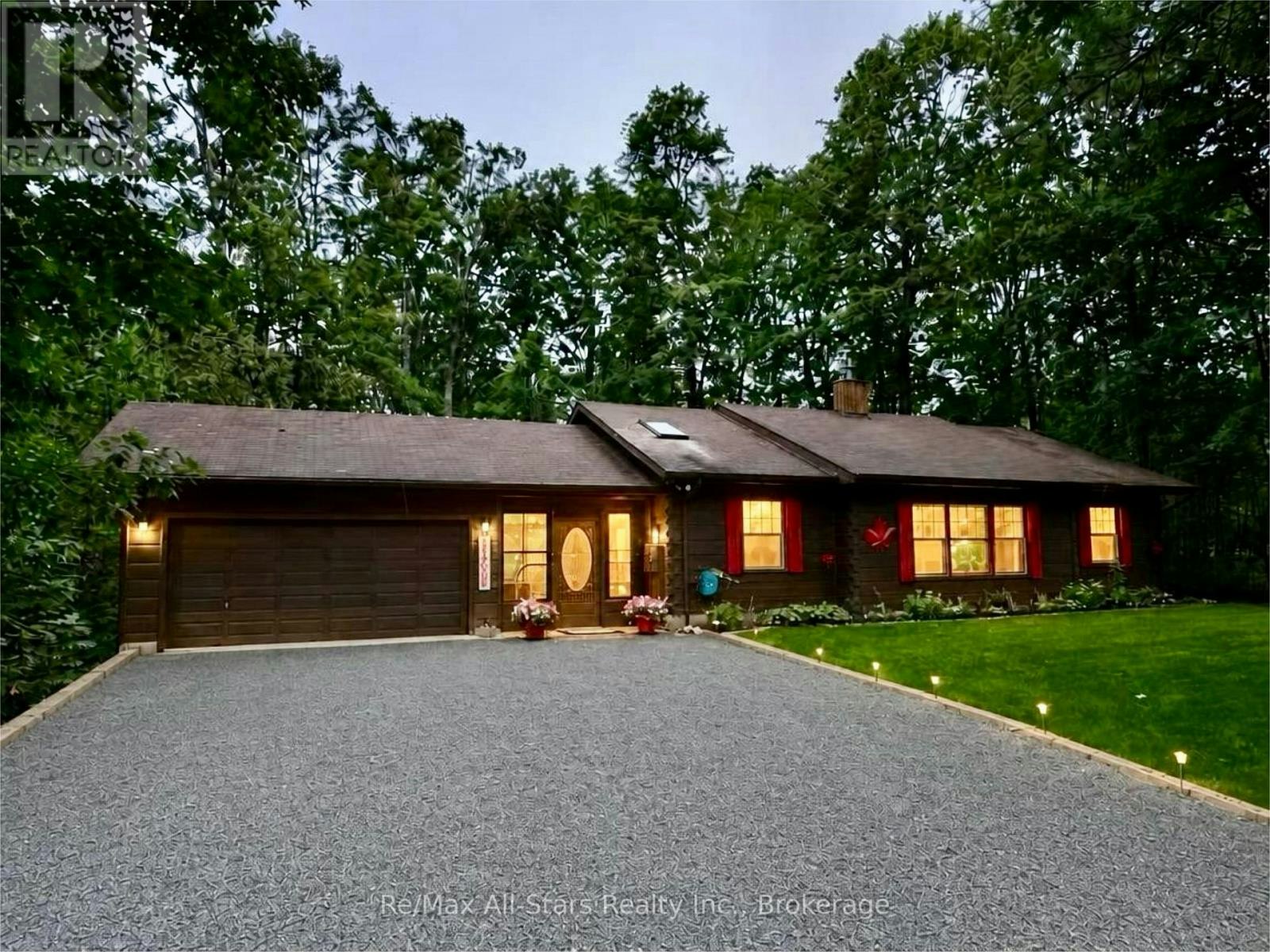55 Golf Club Crescent, Kawartha Lakes, ON, K0M 1N0