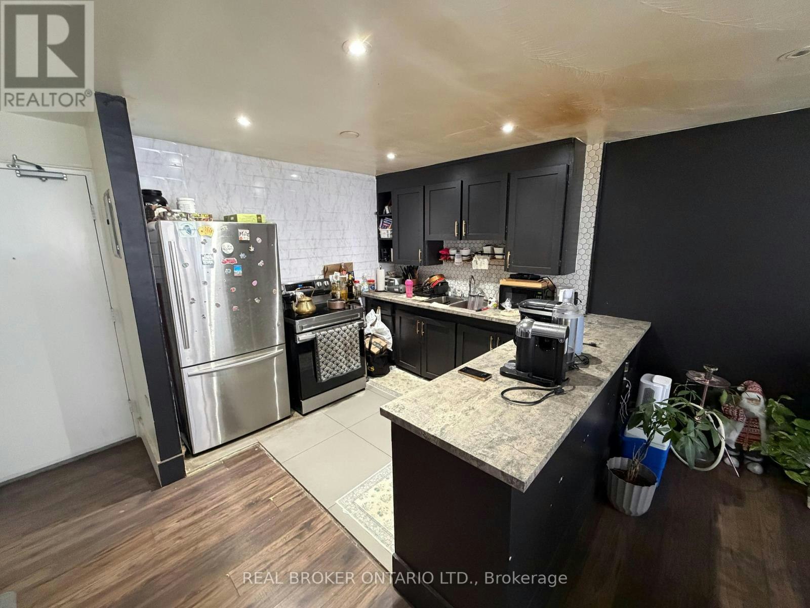 105-50 Benson Avenue, Richmond Hill, ON, L4C 4E6 - 2