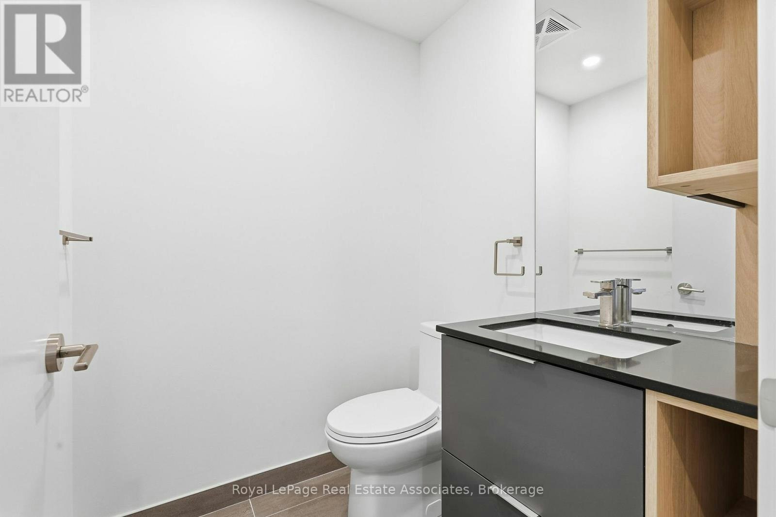 2701-1 Fairview Road E, Mississauga, ON, L5B 0B4 - 13