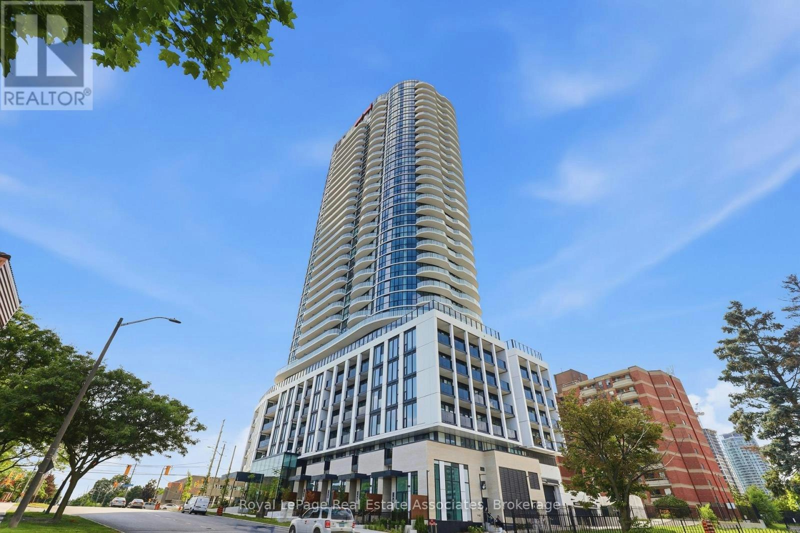 2701-1 Fairview Road E, Mississauga, ON, L5B 0B4 - 27