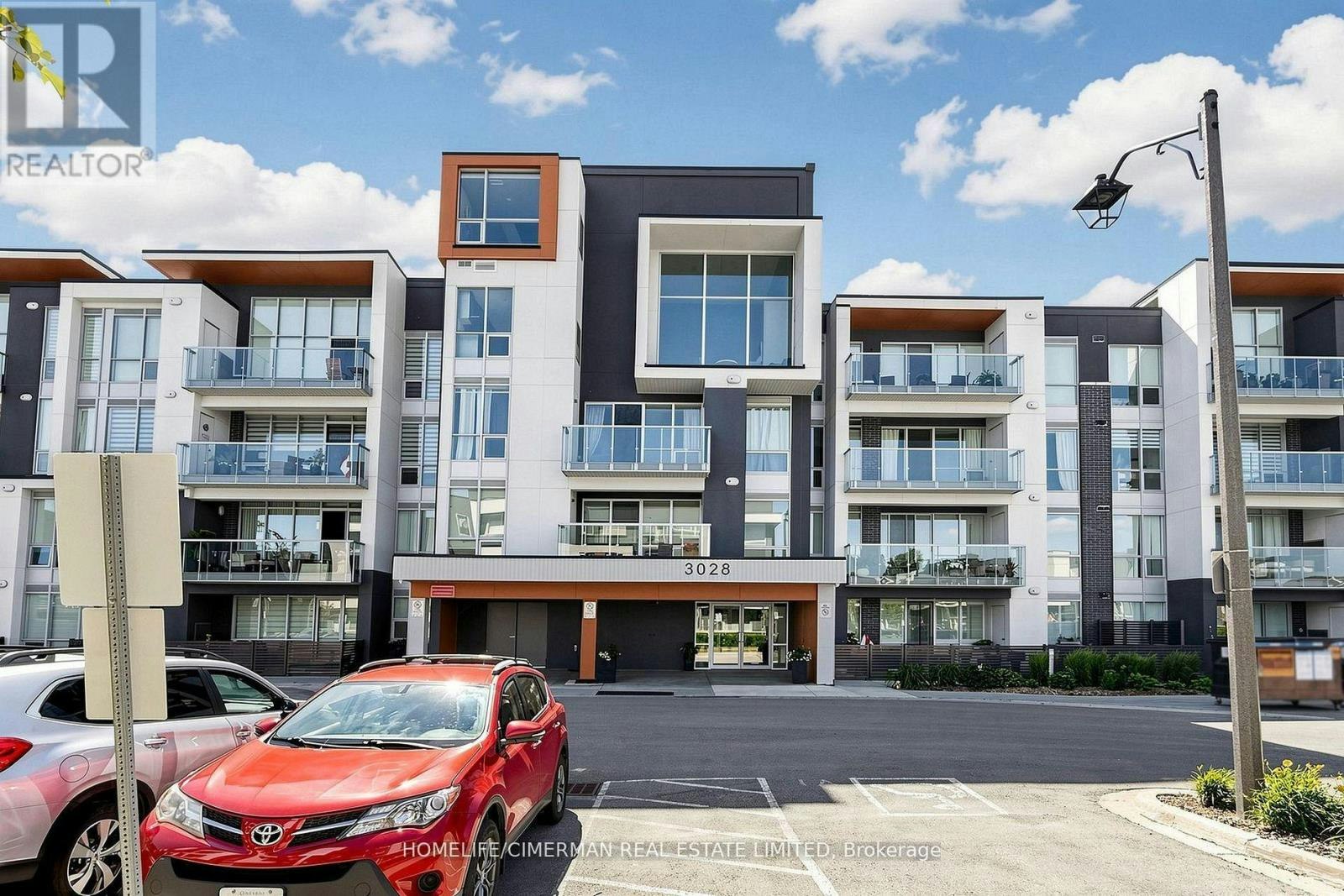 113-3028 Creekshore Common, Oakville, ON, L5M 5K6 - 2