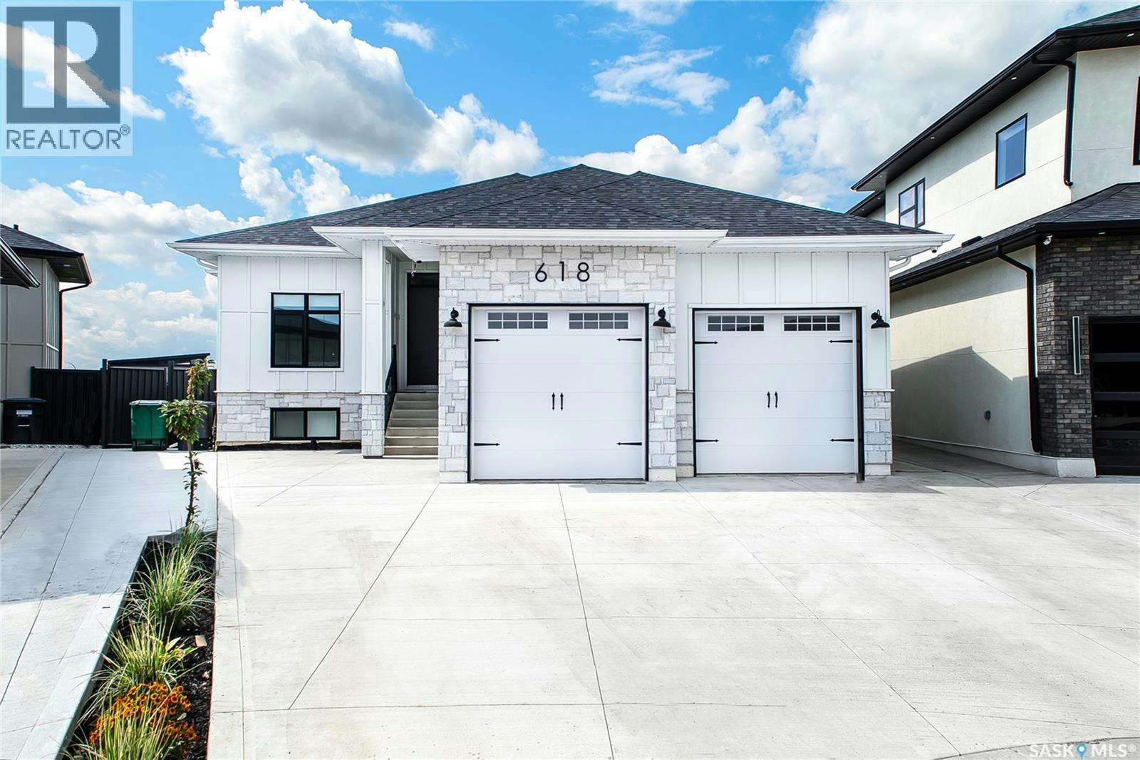 618 Nightingale Cove, Saskatoon, SK, S7L 6X7