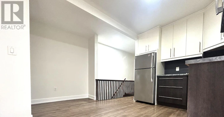UPPER-35 Rushbrooke Avenue, Toronto, ON, M4M 3A8 - 3