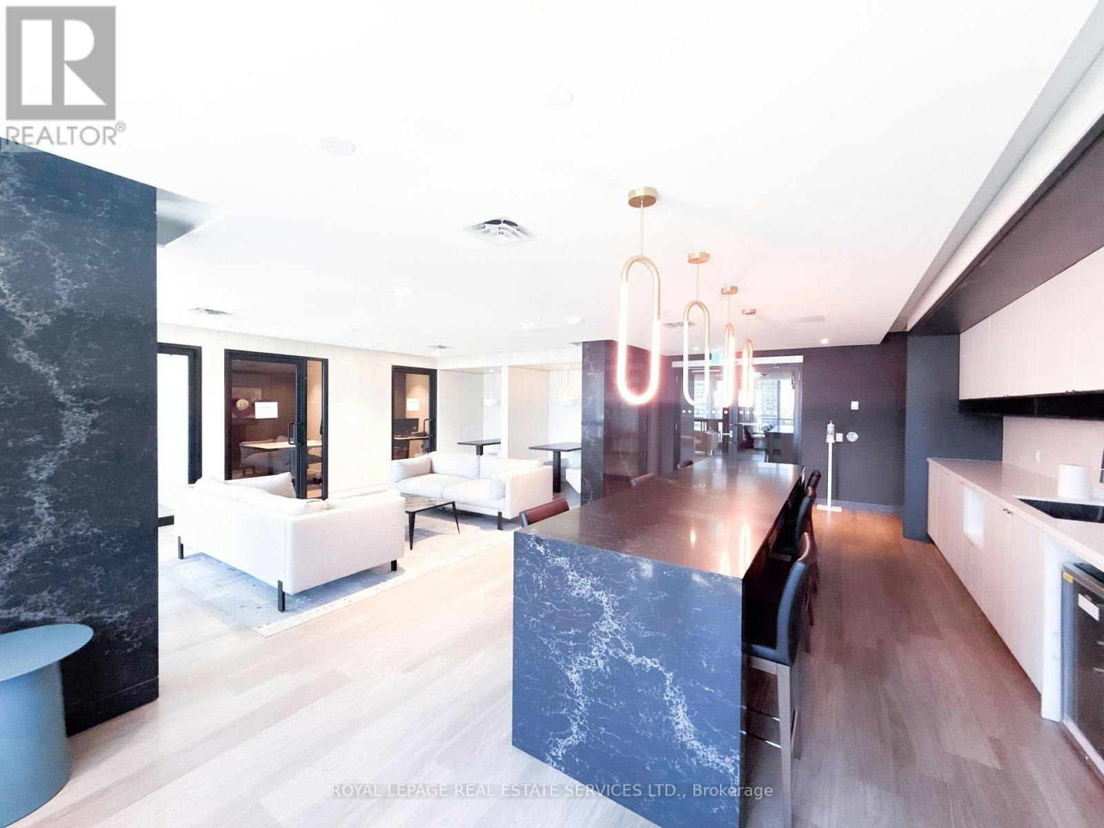 2312-4065 Confederation Parkway, Mississauga, ON, L5B 0L4 - 26