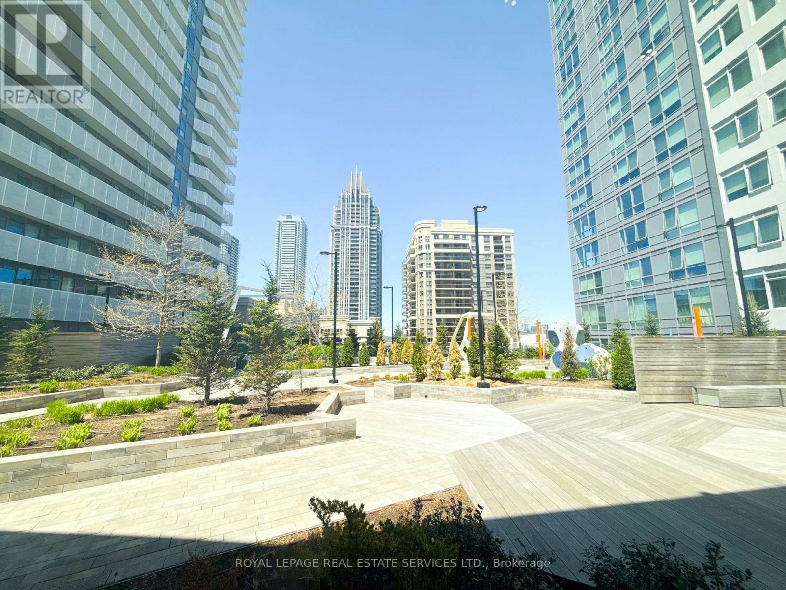 2312-4065 Confederation Parkway, Mississauga, ON, L5B 0L4 - 28
