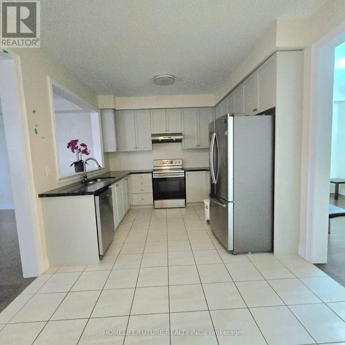 MAIN-396 Kirkham Drive, Markham, ON, L3S 0E4 - 12