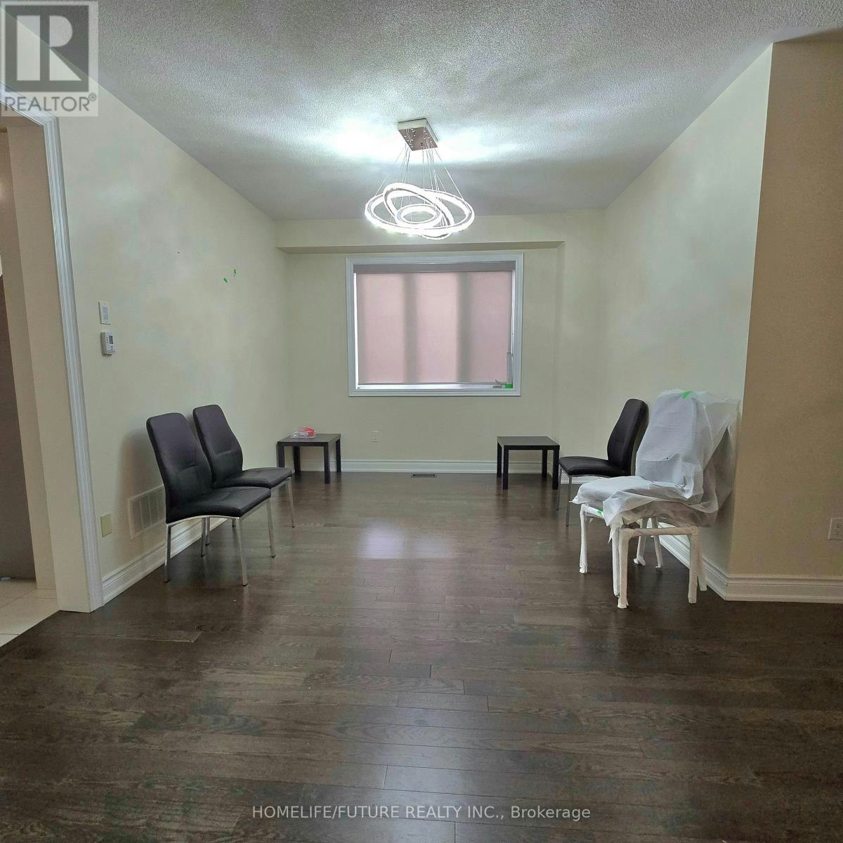 MAIN-396 Kirkham Drive, Markham, ON, L3S 0E4 - 4