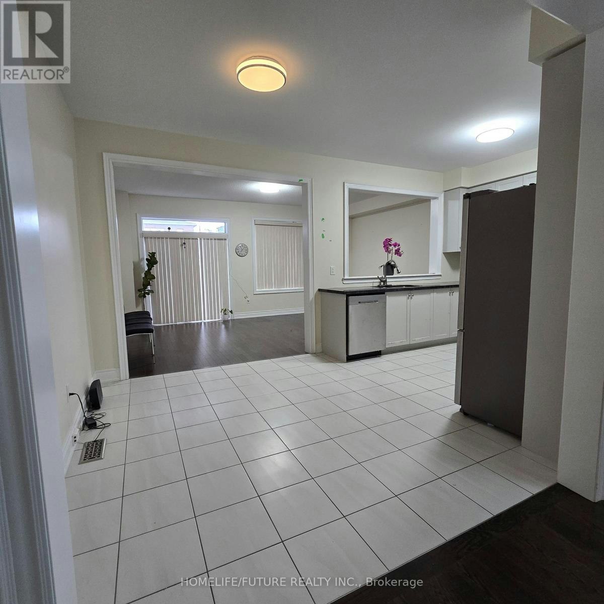 MAIN-396 Kirkham Drive, Markham, ON, L3S 0E4 - 9