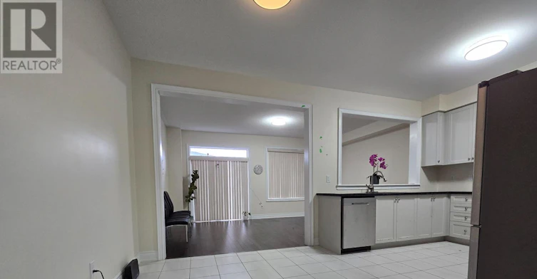 MAIN-396 Kirkham Drive, Markham, ON, L3S 0E4 - 8