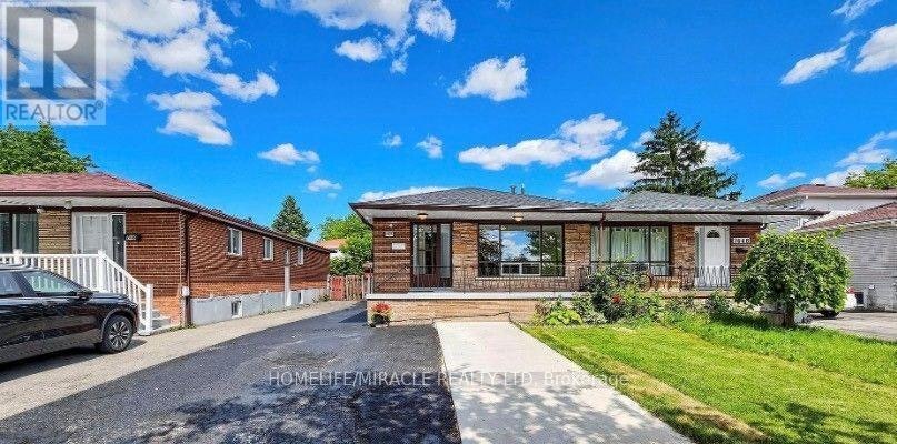7444 Homeside Gardens, Mississauga, ON, L4T 2A7