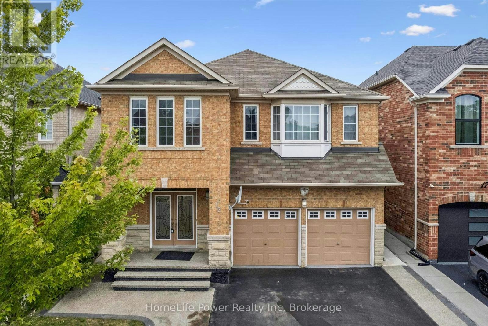 15 Lucky Lane, Brampton, ON, L6R 3M3