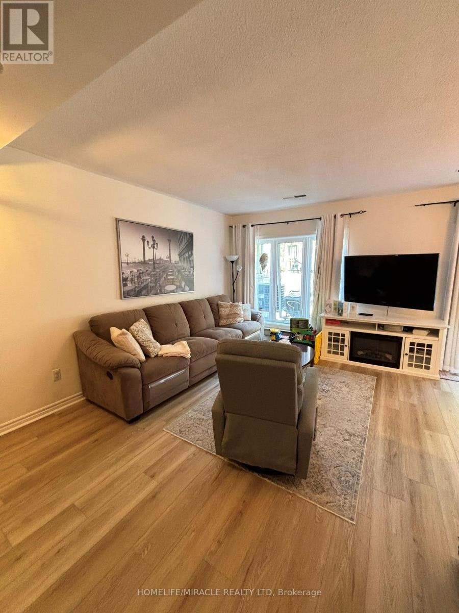 248-60 Barondale Drive, Mississauga, ON, L4Z 3N8 - 4