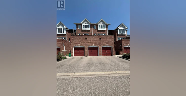 248-60 Barondale Drive, Mississauga, ON, L4Z 3N8