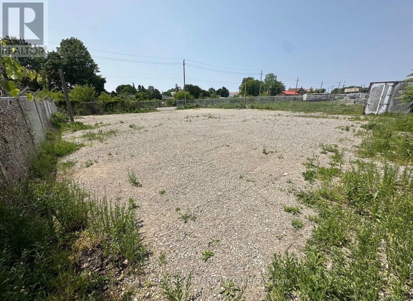 A-401 Dolph Street N, Cambridge, ON, N3H 2B6