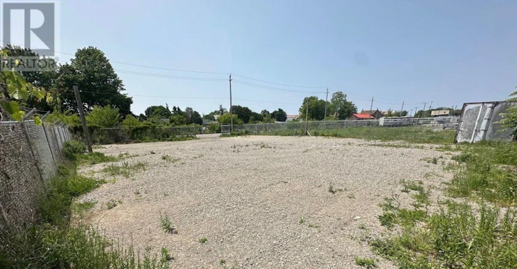 A-401 Dolph Street N, Cambridge, ON, N3H 2B6