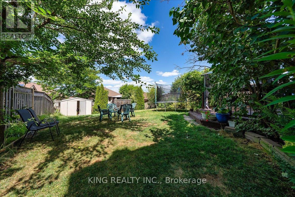76 Blackburn Drive, Brantford, ON, N3T 6R9 - 46