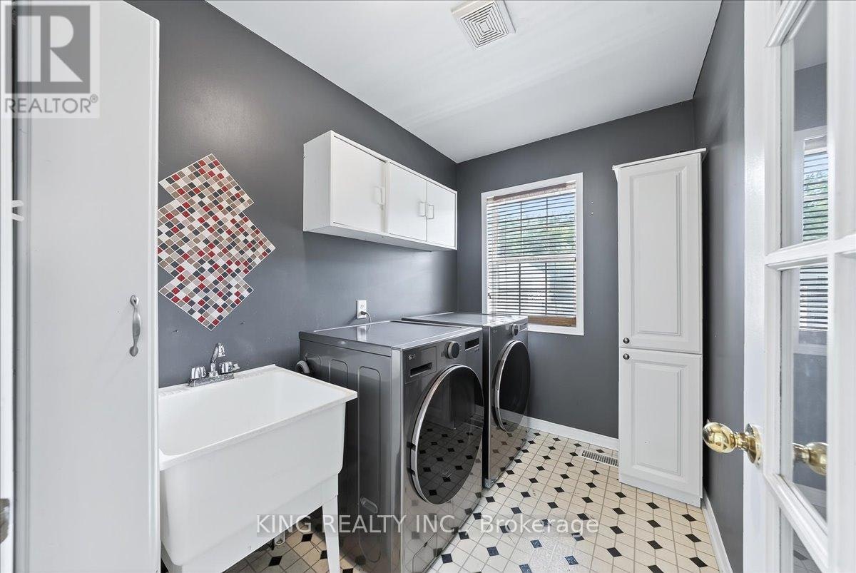 76 Blackburn Drive, Brantford, ON, N3T 6R9 - 34