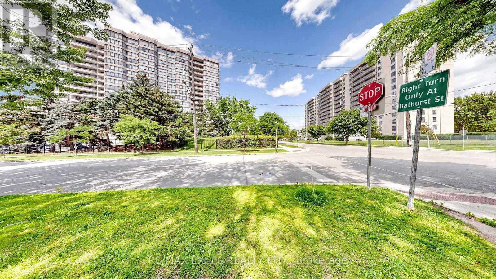 PH103-1101 Steeles Avenue W, Vaughan, ON, M2R 3W5