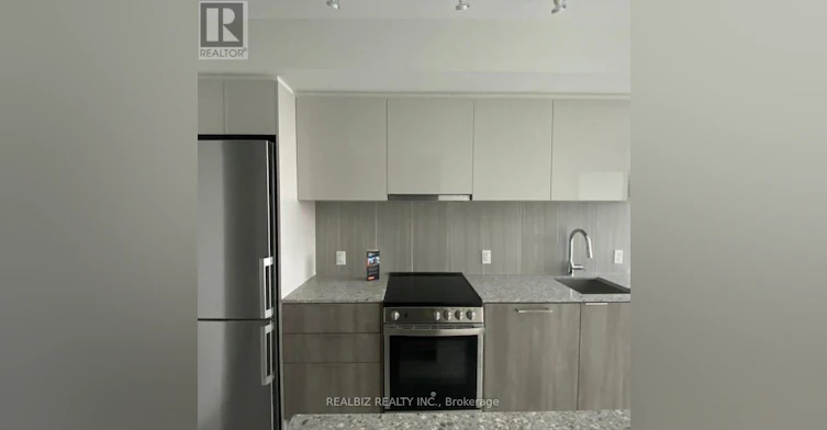 651-31 Tippett Road, Toronto, ON, M3H 2V1 - 2