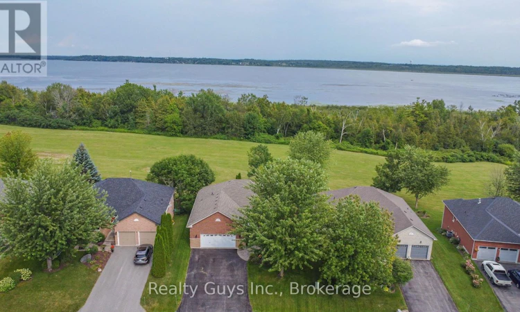 16 Crescent Moon Lane
