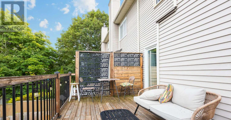 21 Kedgewick Court, Ottawa, ON, K2G 4M9 - 11