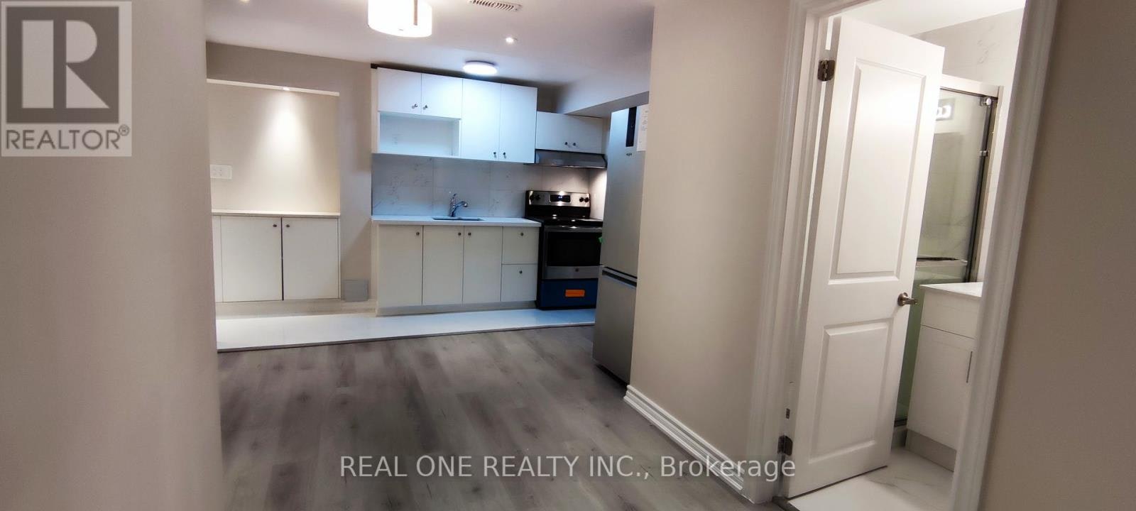 BSMT B-22 Cloverridge Avenue, East Gwillimbury, ON, L9N 0V3 - 2