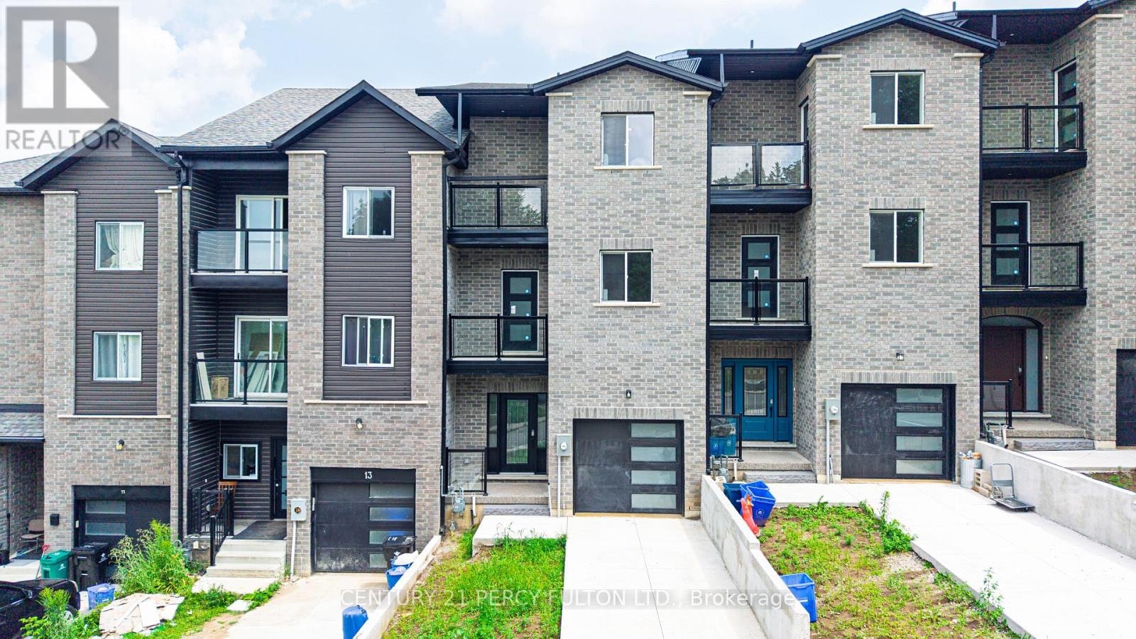 15 Bechtel Street, Cambridge, ON, N3C 1Z7