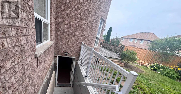 14 Berton Boulevard, Halton Hills, ON, L7G 6A5 - 2