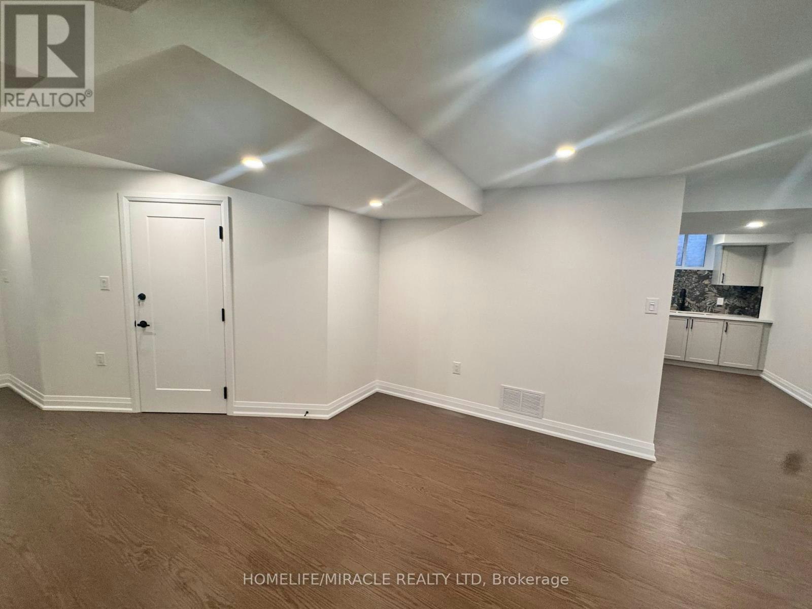 14 Berton Boulevard, Halton Hills, ON, L7G 6A5 - 19