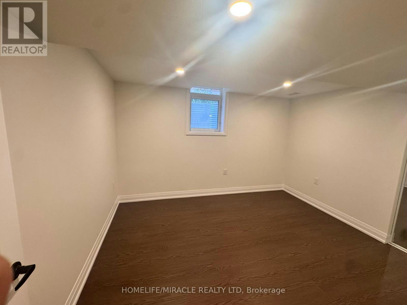 14 Berton Boulevard, Halton Hills, ON, L7G 6A5 - 14