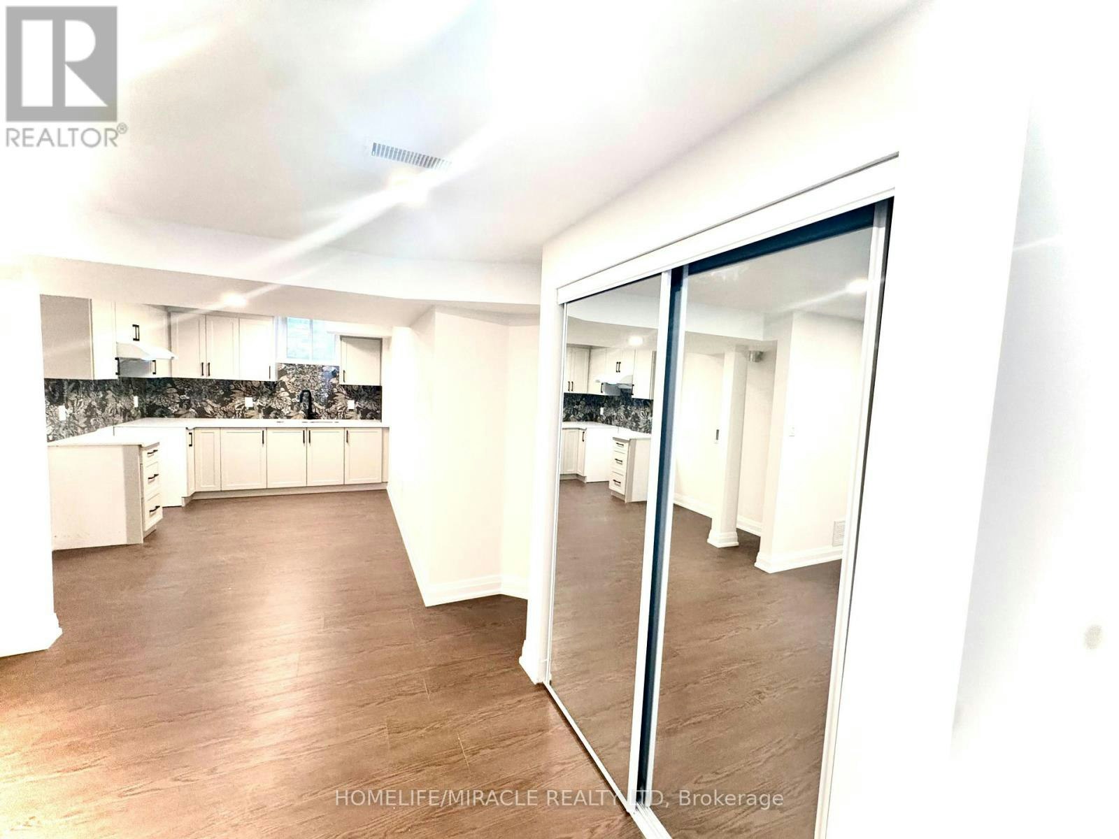 14 Berton Boulevard, Halton Hills, ON, L7G 6A5 - 4