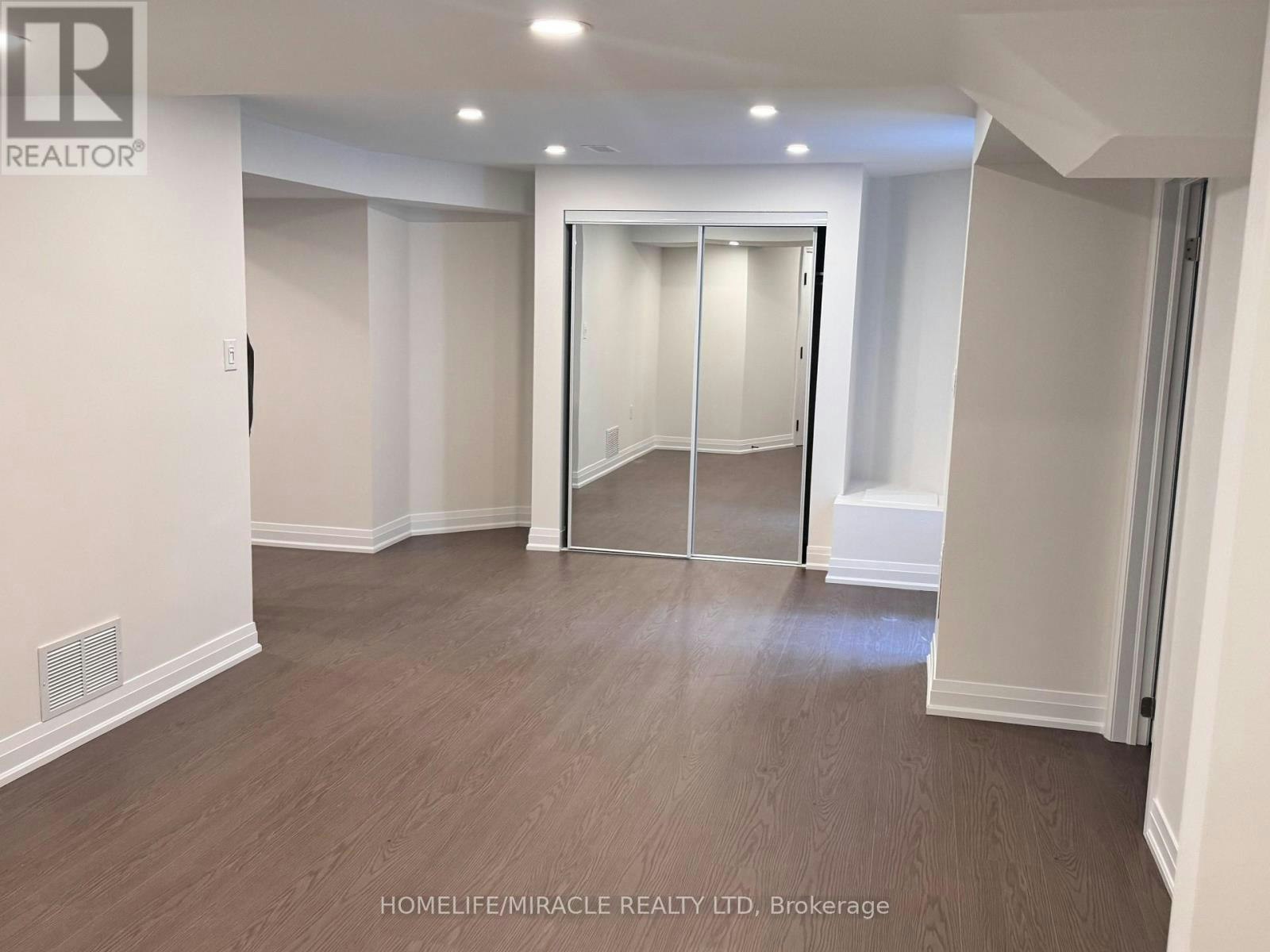 14 Berton Boulevard, Halton Hills, ON, L7G 6A5 - 27