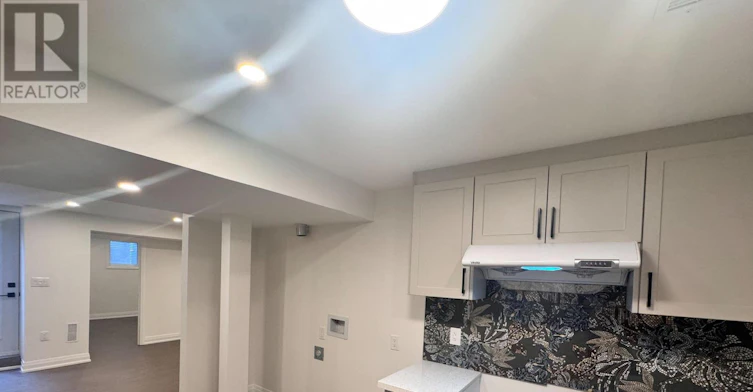 14 Berton Boulevard, Halton Hills, ON, L7G 6A5 - 8