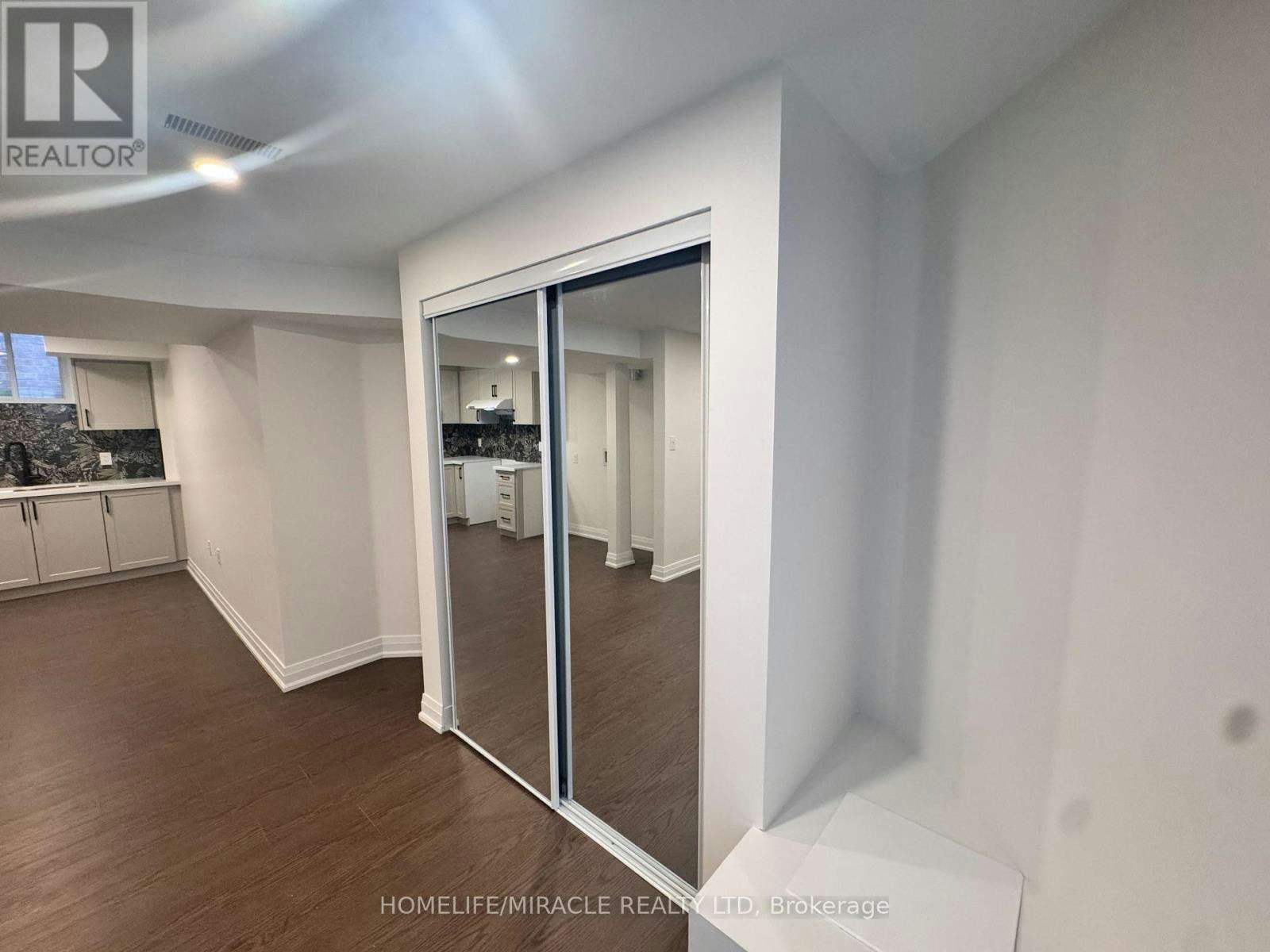14 Berton Boulevard, Halton Hills, ON, L7G 6A5 - 3