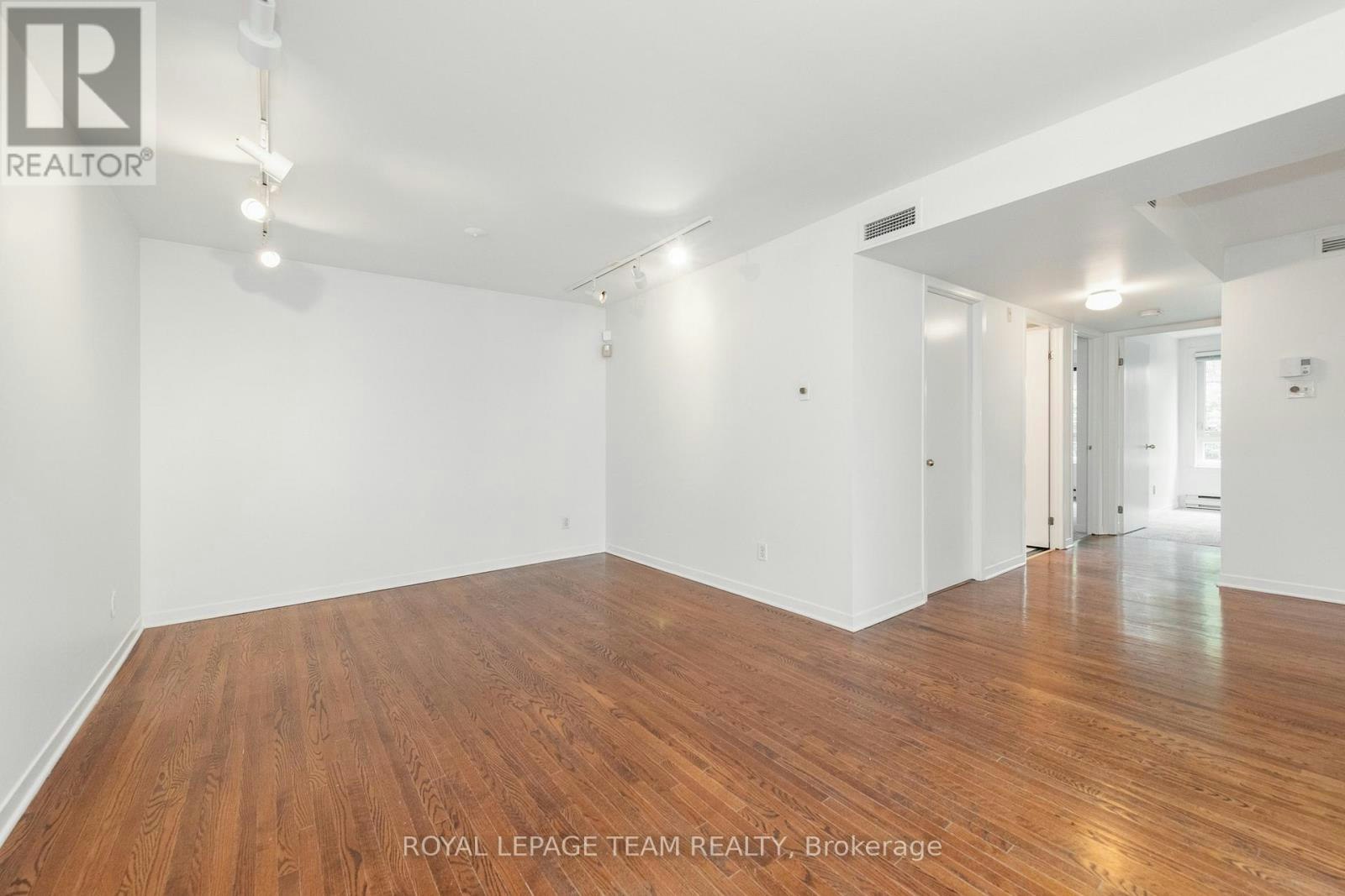 105-939 River Road NORTH, Ottawa, ON, K1K 4M9 - 12