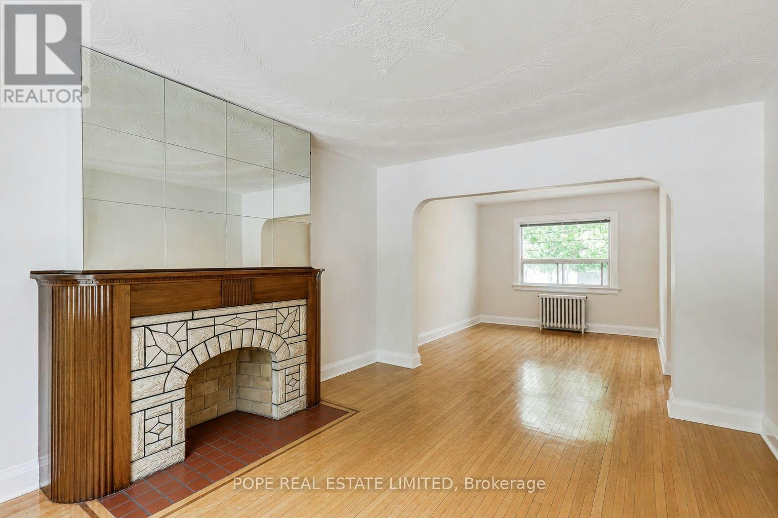 210 Donlands Avenue, Toronto, ON, M4J 3R1 - 12