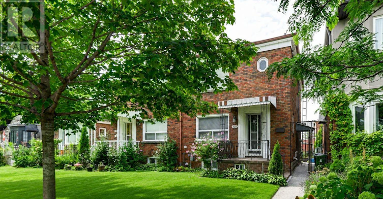 210 Donlands Avenue, Toronto, ON, M4J 3R1