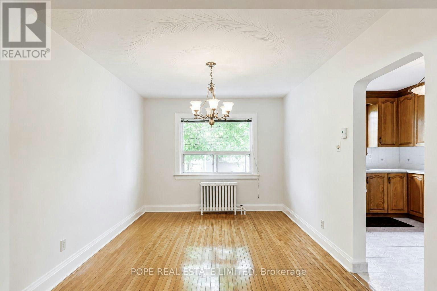 210 Donlands Avenue, Toronto, ON, M4J 3R1 - 15