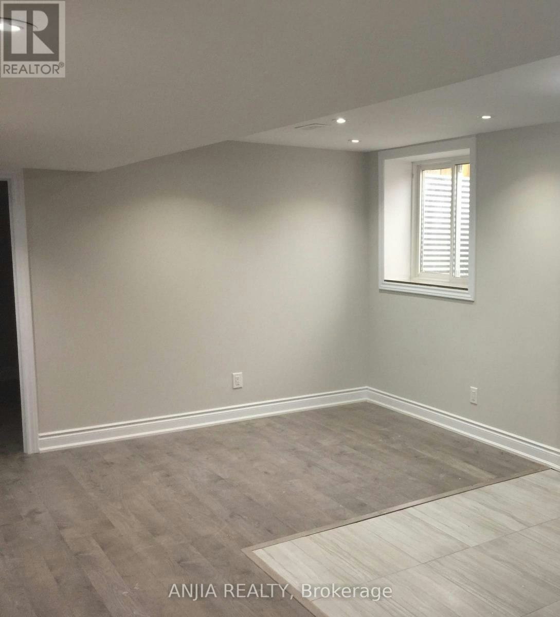 46 Rampart Drive, Brampton, ON, L6P 2Z1 - 4