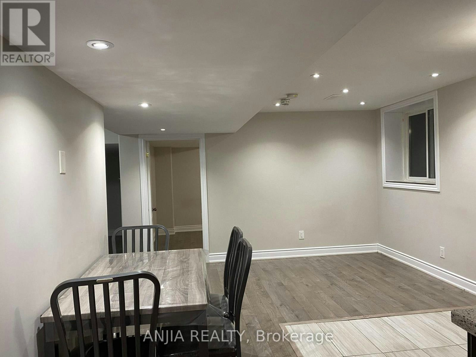 46 Rampart Drive, Brampton, ON, L6P 2Z1 - 6