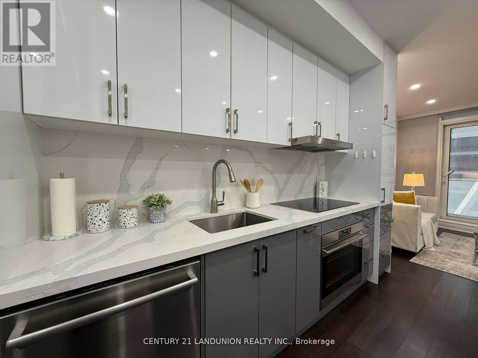 1508-1 Bloor Street E, Toronto, ON, M4W 0A8 - 4