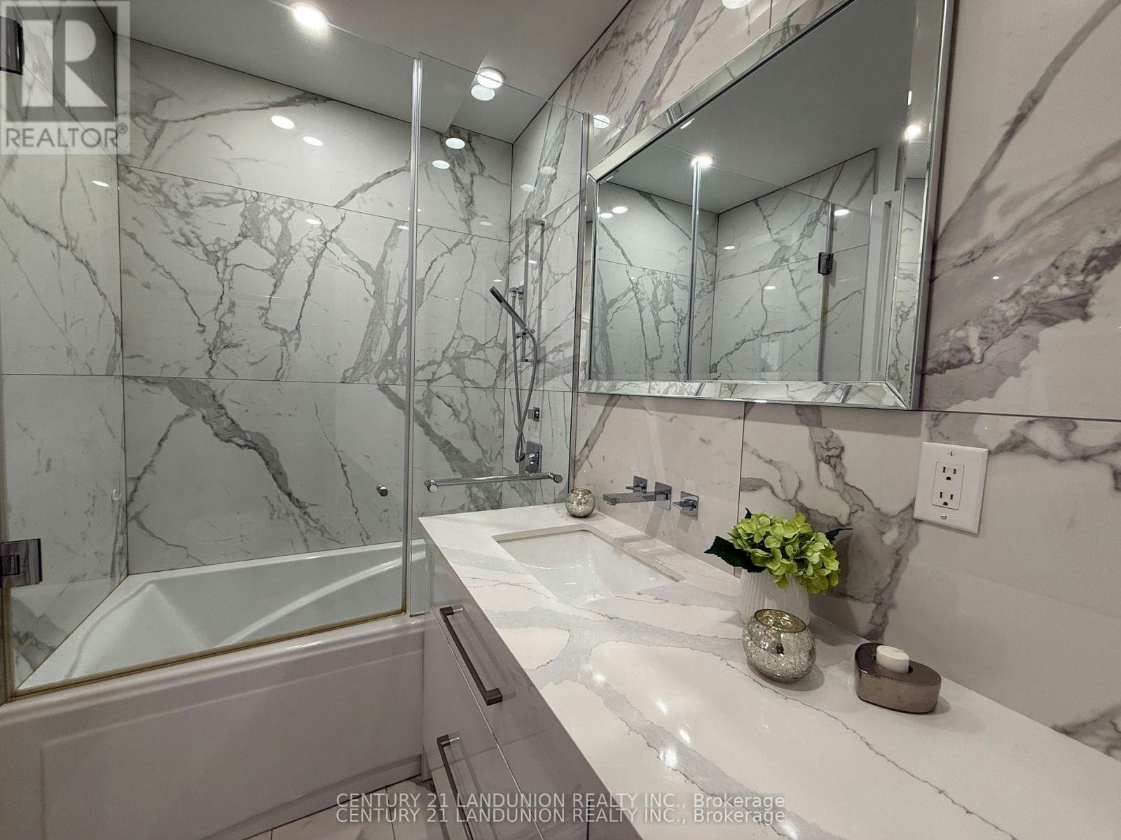 1508-1 Bloor Street E, Toronto, ON, M4W 0A8 - 20