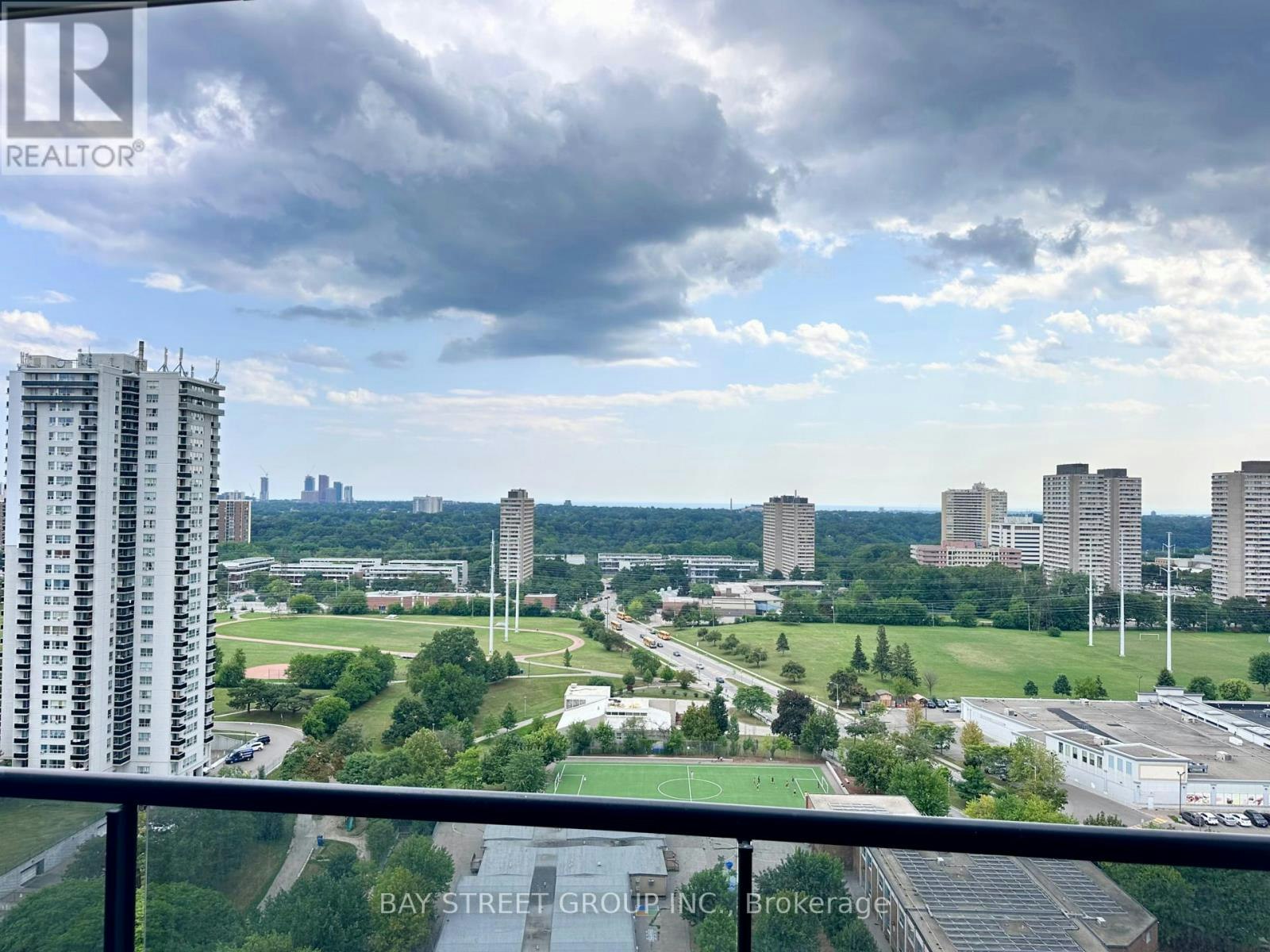 1909-15 David Salomon Drive, Toronto, ON, M3C 1E7