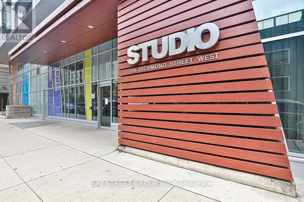 203-199 Richmond Street W, Toronto, ON, M5V 0H4 - 3