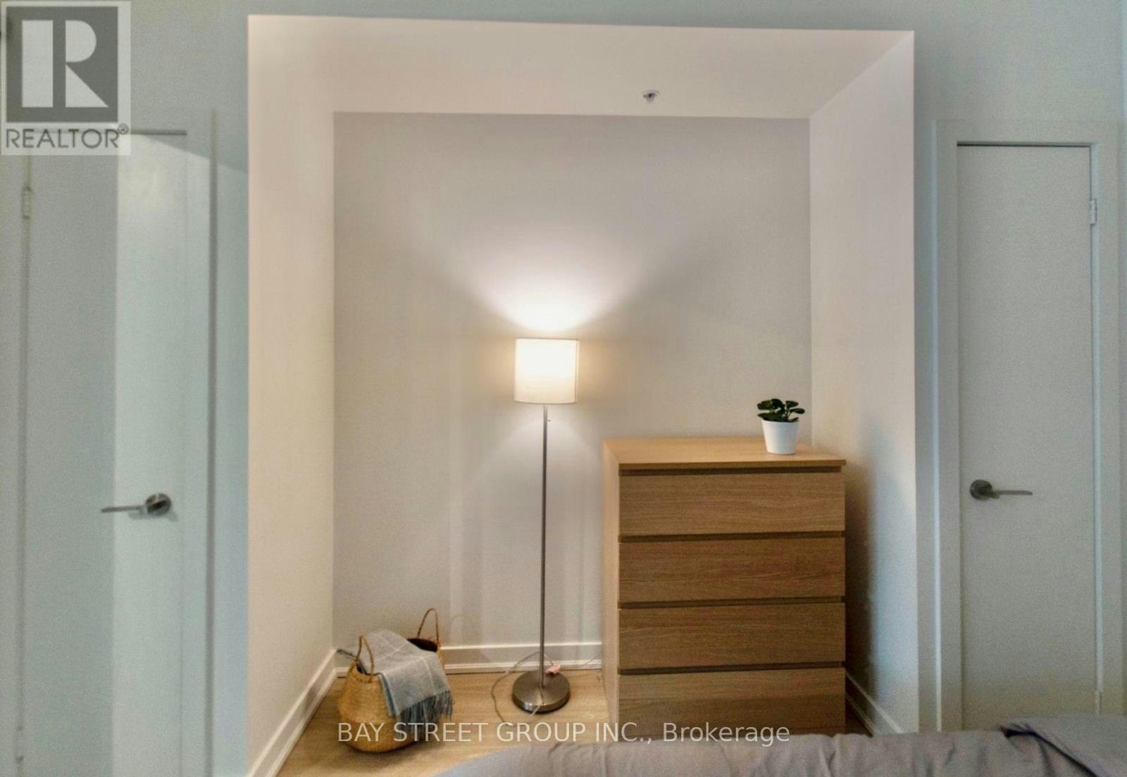 203-199 Richmond Street W, Toronto, ON, M5V 0H4 - 10