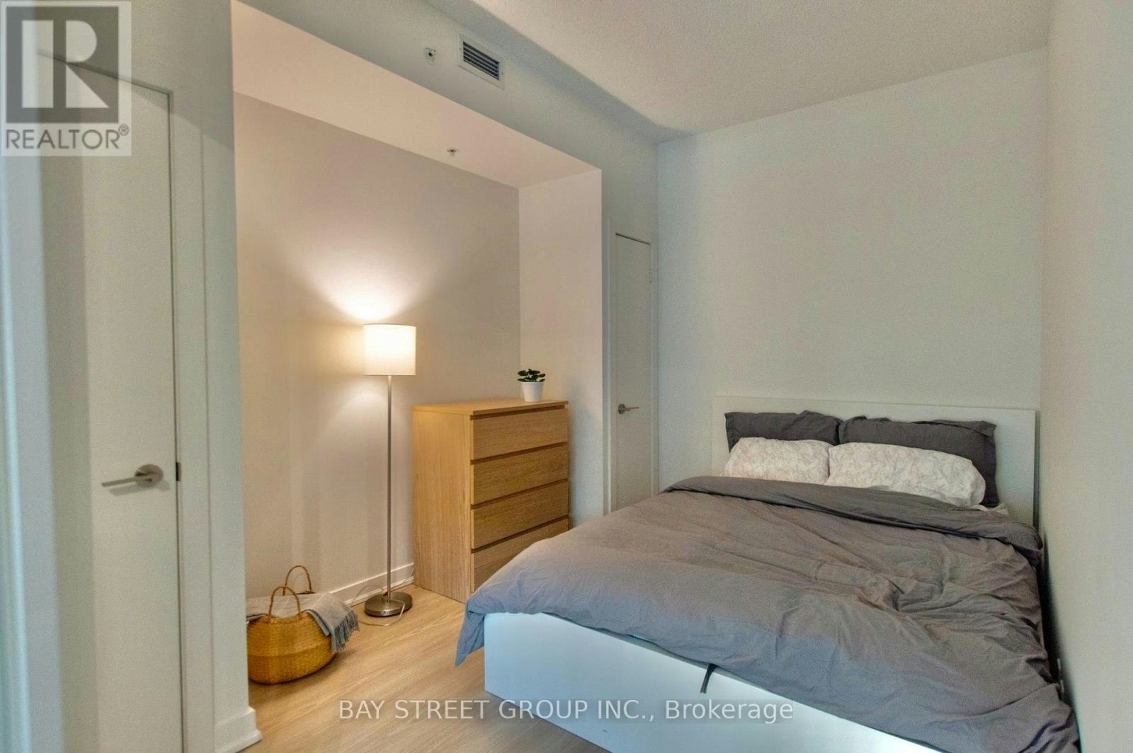 203-199 Richmond Street W, Toronto, ON, M5V 0H4 - 11
