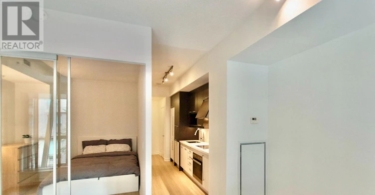 203-199 Richmond Street W, Toronto, ON, M5V 0H4 - 13