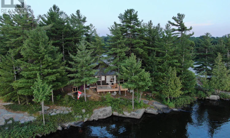 2 Trout Lake Island