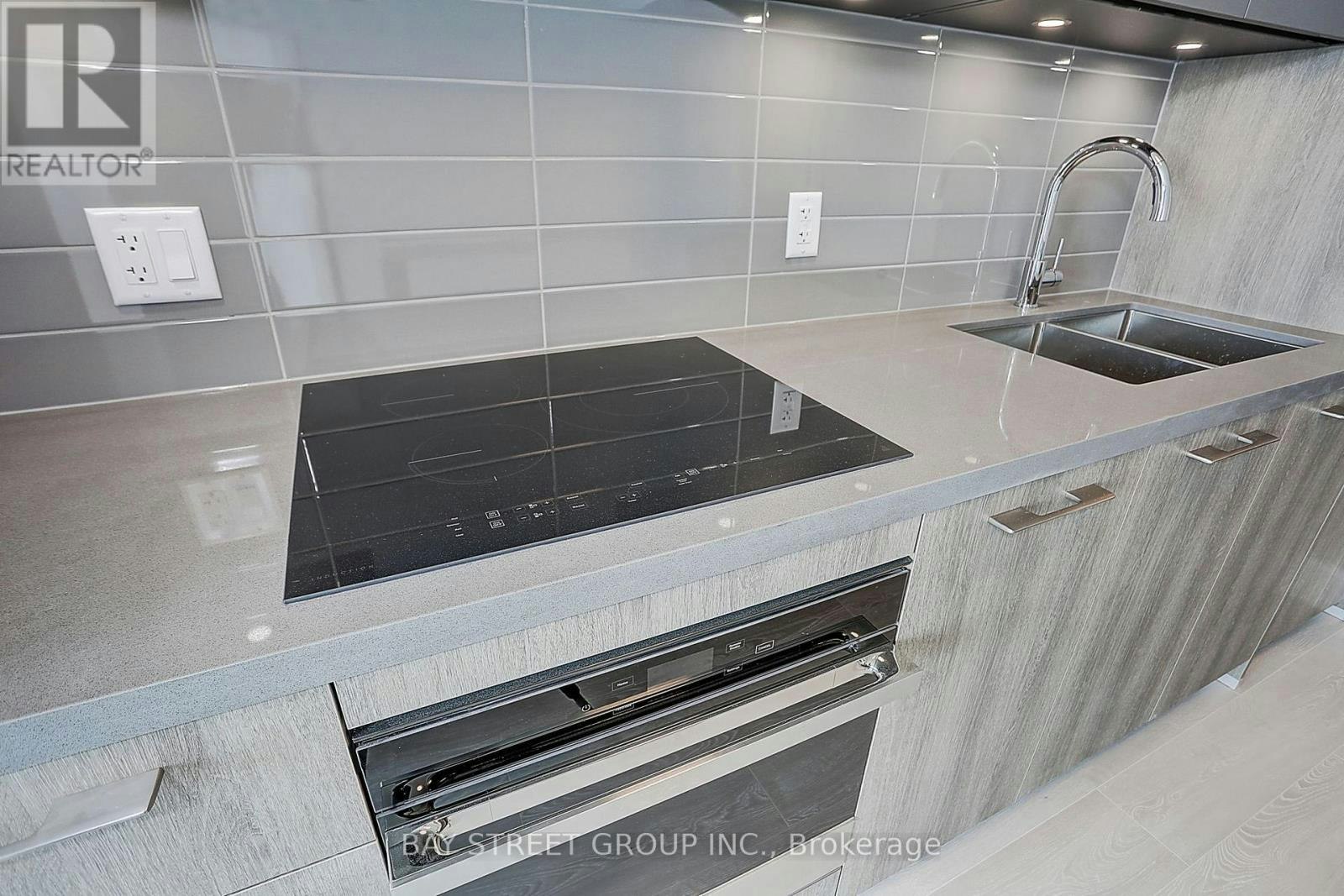3103-8 Water Walk Drive, Markham, ON, L3R 6L4 - 12