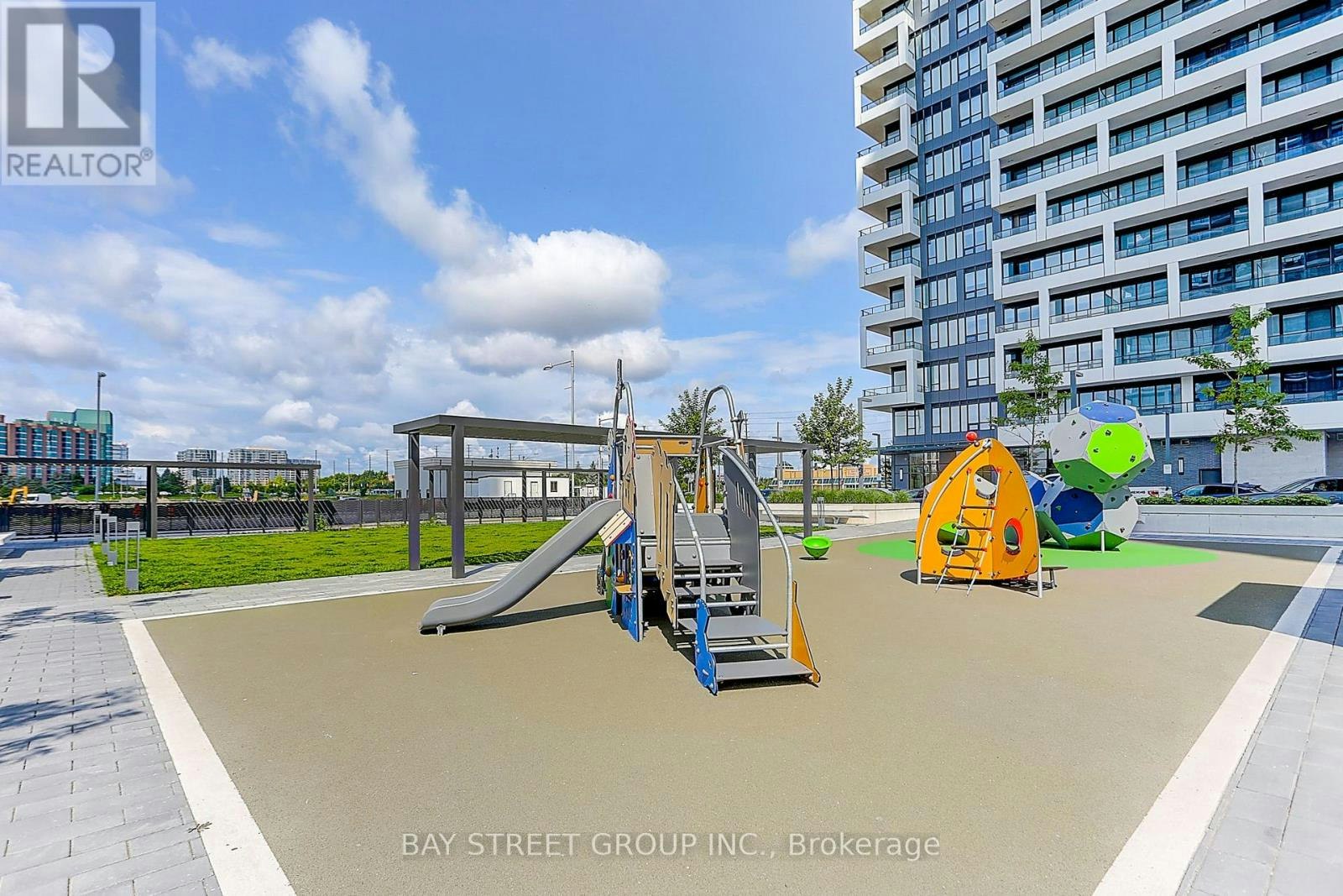3103-8 Water Walk Drive, Markham, ON, L3R 6L4 - 3